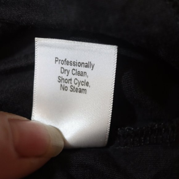 Classiques Entier Black Silk Sequin Beaded V neck Top LG - Picture 9 of 10